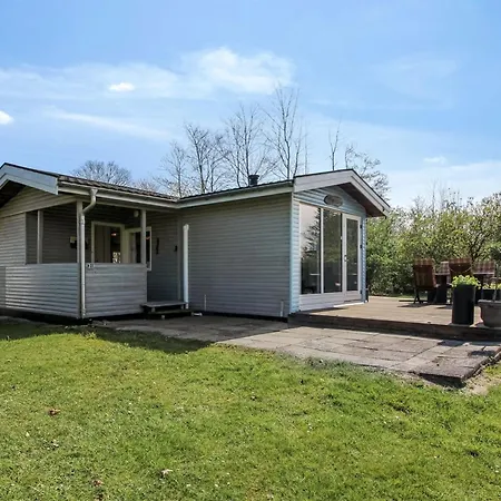 Vakantiehuis Efraima - 230m From The Sea By Interhome